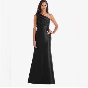Dessy Collection Black One-Shoulder Gown